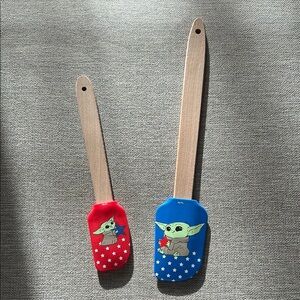🍀 4/$15! NWOT! Star Wars Baby Yoda Spatula Set - Red and Blue
